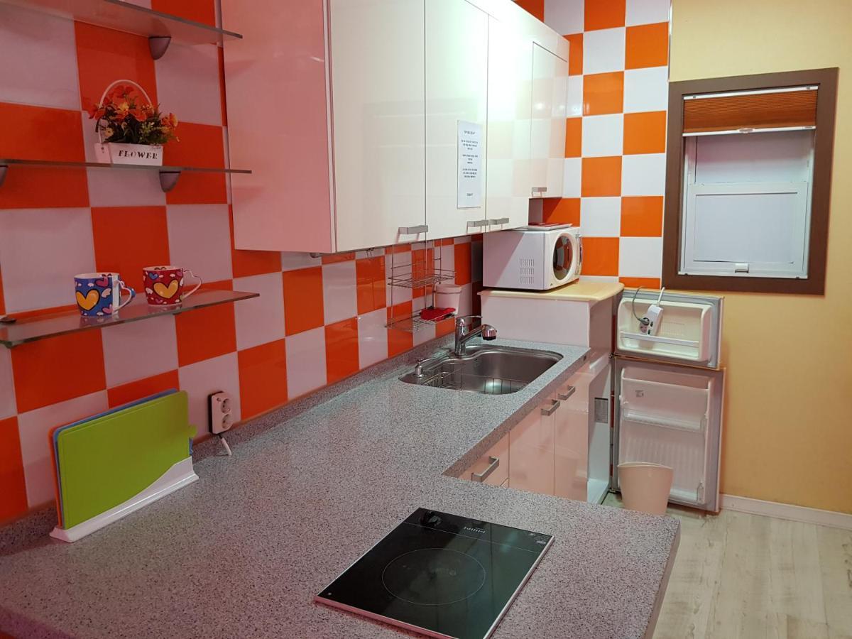 Rainbow Hill Pension Намхэ Экстерьер фото
