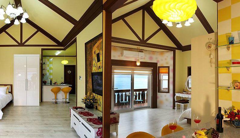 Rainbow Hill Pension Намхэ Экстерьер фото
